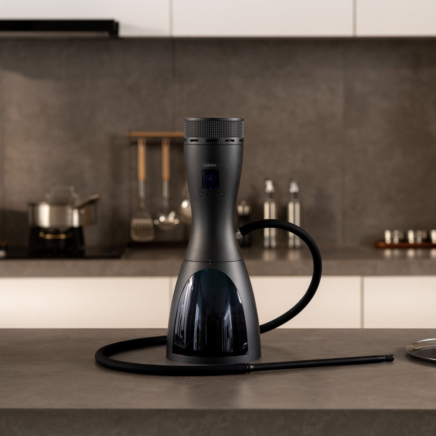 Lukah Electronic Hookah – Charcoal‑Free Portable Shisha | Smart LED, Real Tobacco, Up to 3 Hrs Battery